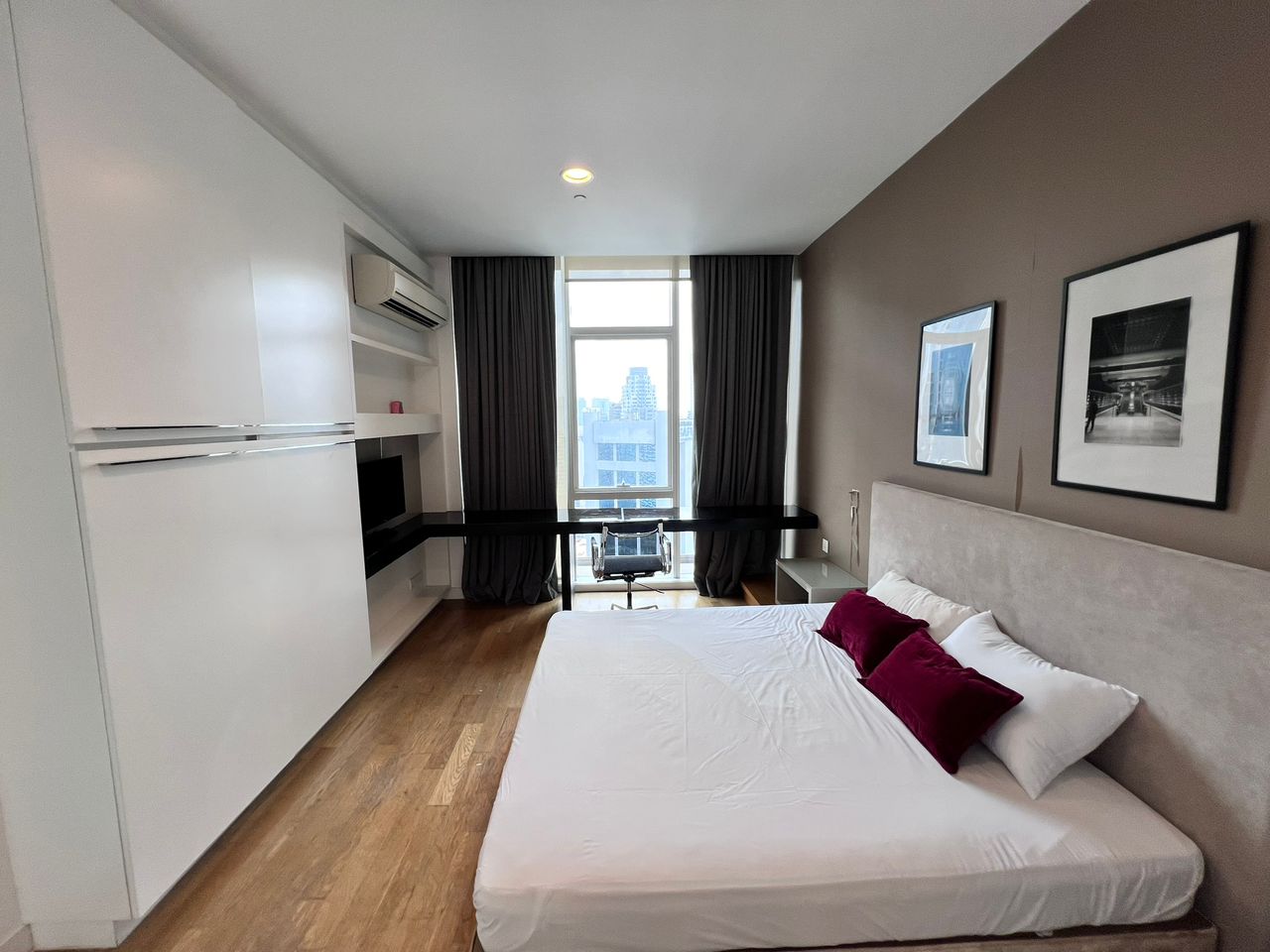 The Face 2BR Apartment